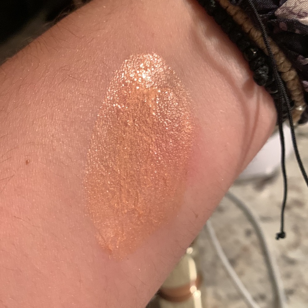NIB Estee Lauder Double Wear Highlighting cushion - Picture 4 of 4